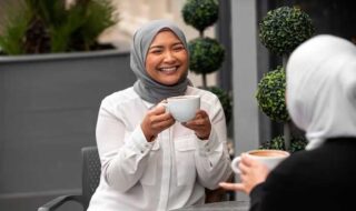 hubungan tetangga